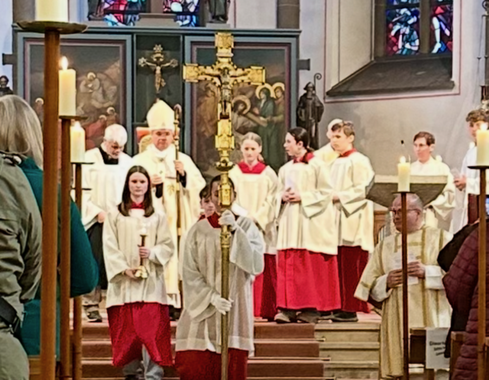 Messe mit Erzbischof Bentz